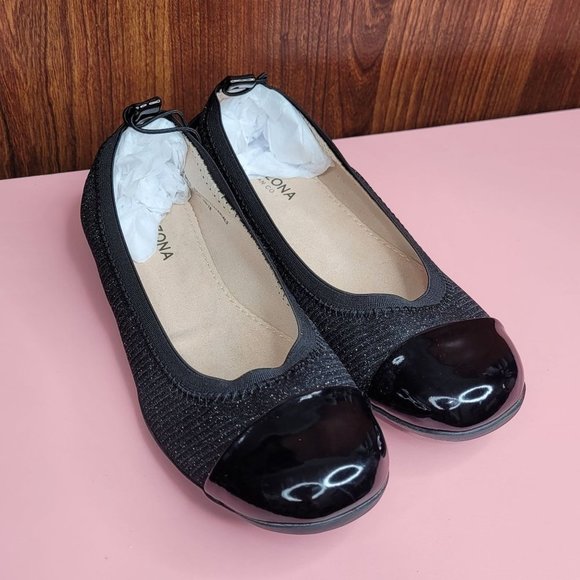 New Arizona Jean Co Girls Flat Shoes Slip On Ballet Black Sz 2 - Picture 1 of 8